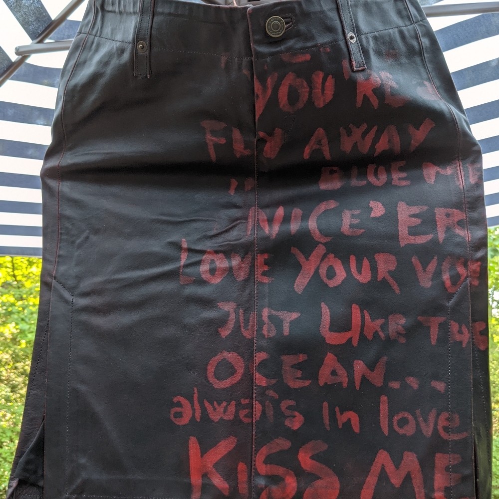 Fornarina small real leather skirt. Never worn.